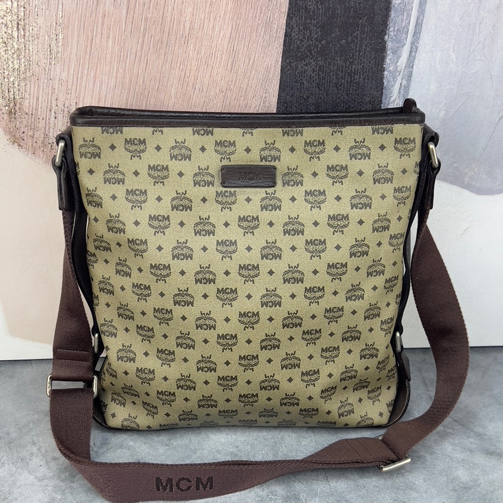 🌵MCM Sling Bag🌵